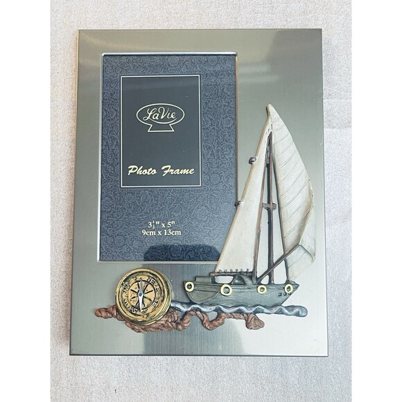 LaVie Chrome Nautical Picture Frame Sailboat Compass Design 3.5x5 w/ Glass - Picture 2 of 10
